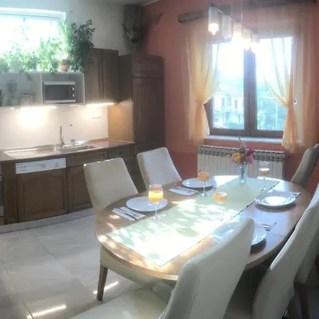 Holiday home Sandra